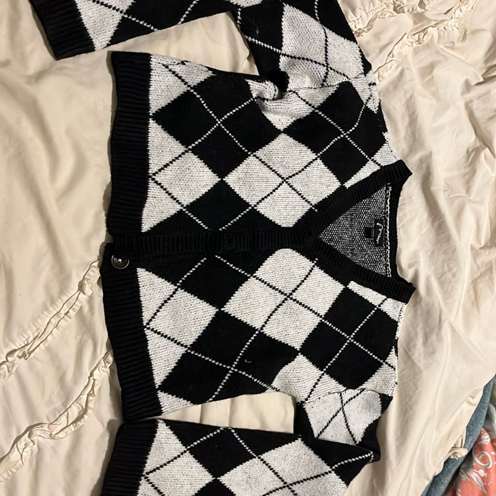 Target sweater probably never worn. Size 10-12